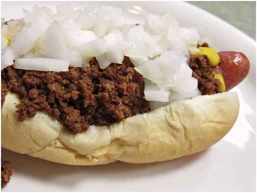 Discover America's Regional Culinary Gems: Iconic Dishes from Three States